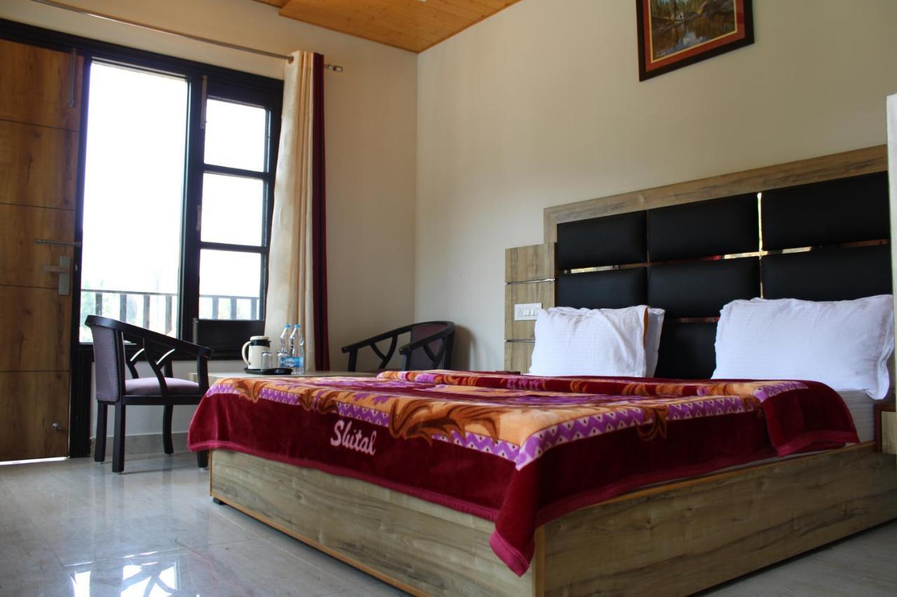 Hotel Forest View Dalhousie, Banikhet Exterior photo